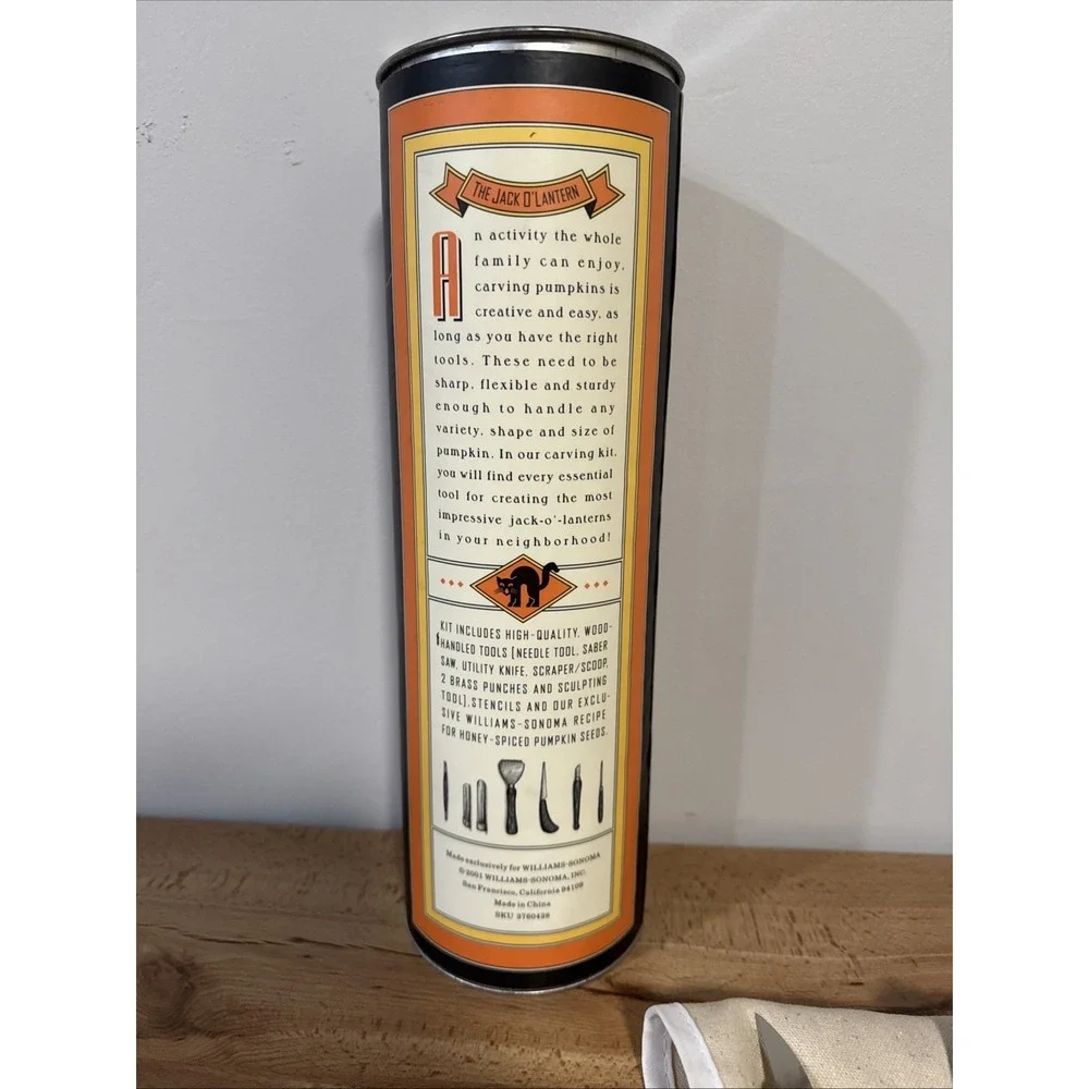 Williams Sonoma Halloween Pumpkin Carving Kit Tools Tube Apron Jack-o'-lantern